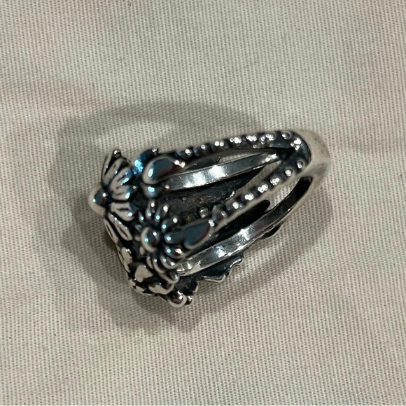 James Avery Retired Flower Mound Dome Ring .925 Sterling Silver Size 5 - Picture 11 of 15